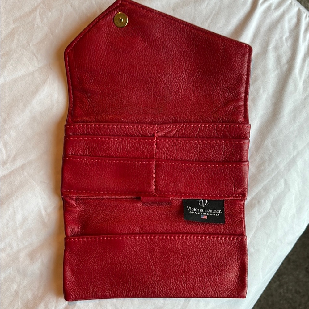 Victoria Leather Red Wallet